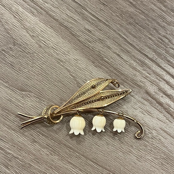 Rare Harry Iskin 12k GF Lily Of The Valley Brooch Filigree Swinging Flower READ - Picture 1 of 2